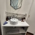 Typique Et Insolite - Coeur - 1 - 3 Lits - 6 P Apartment