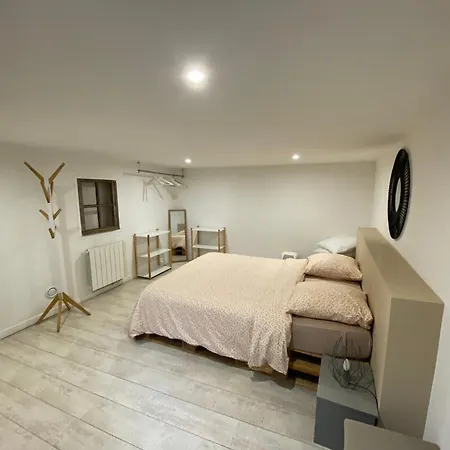 Echoppe 2 A 6 Personnes * Μπορντό